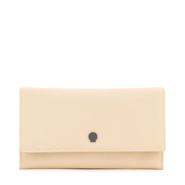 Y1030 - Large Flap Over Leather Purse