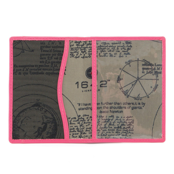 5307 17 - Leather Travel Pass Holder