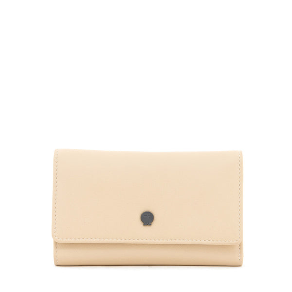 Y1303 -  Flap Over Leather Purse